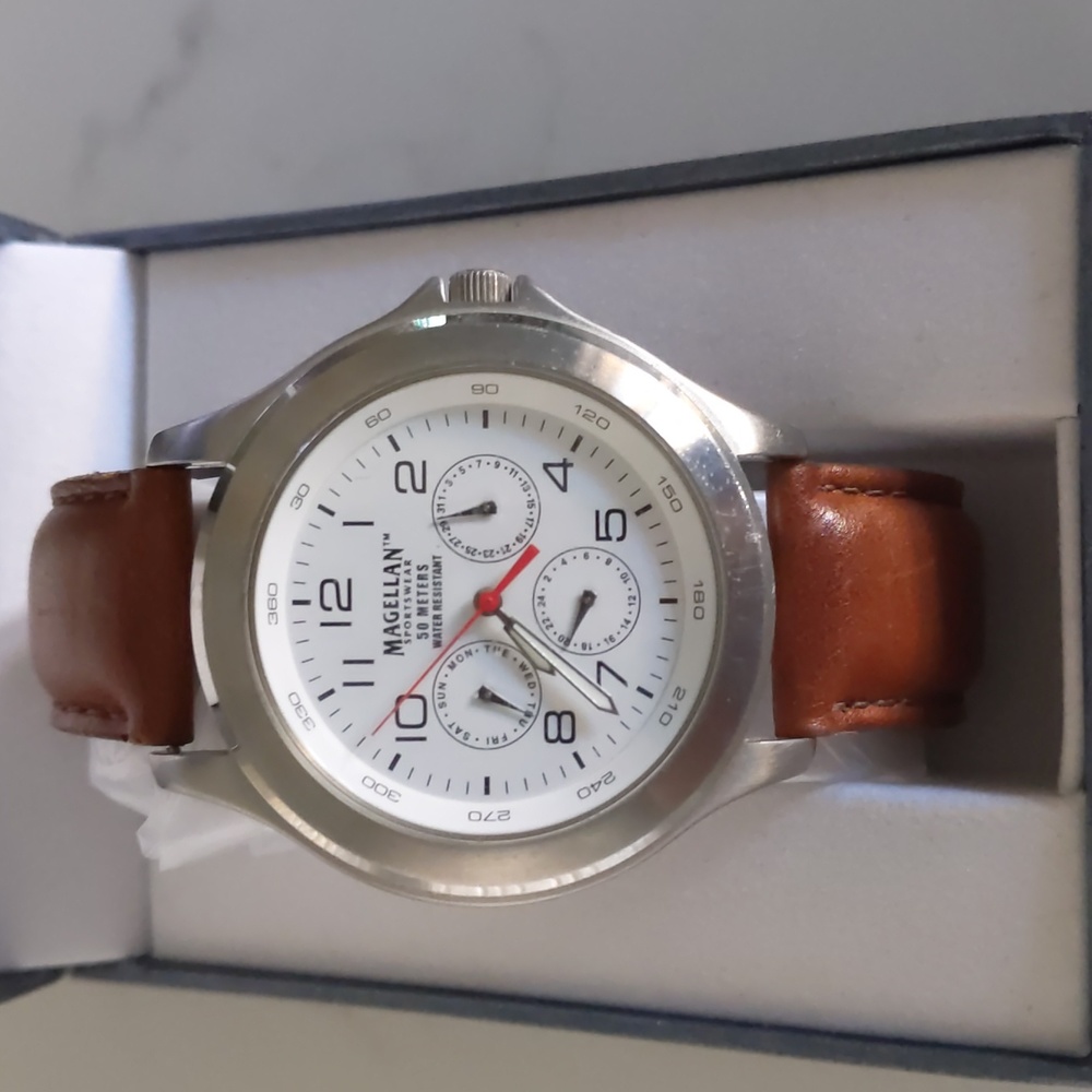 Magellan sportswear leather watch. Men's Diving watch. Brown leather watch
